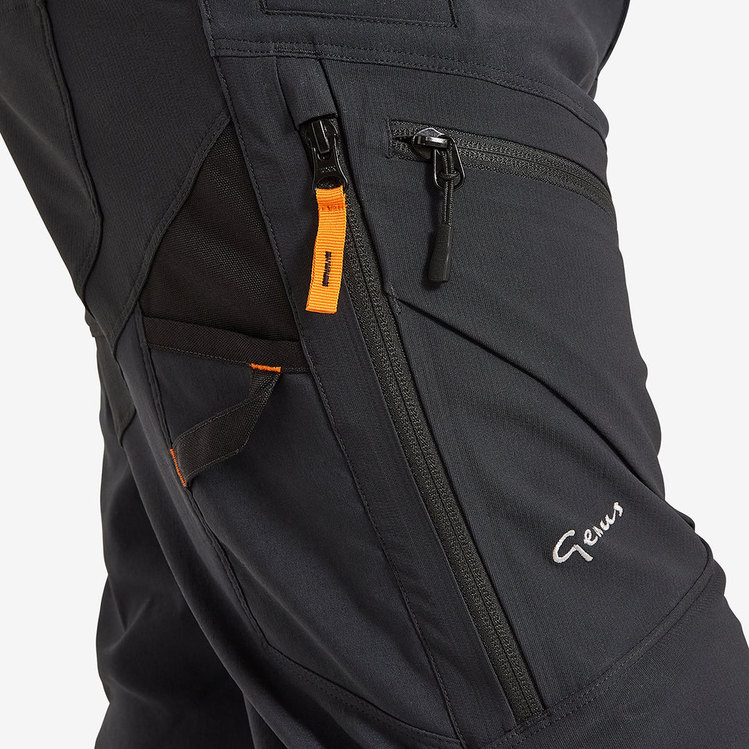 Zip pocket on the Genus Men's Gardening Propants