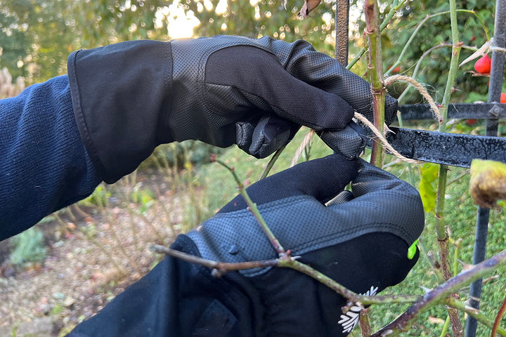 Genus Waterproof gardening Gloves with string 