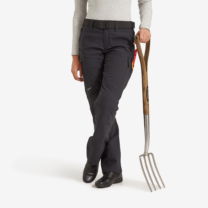 Front view of the Genus Women's Gardening Propants