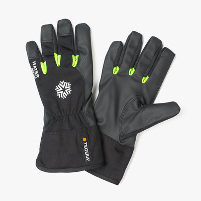 Waterproof gardening glove